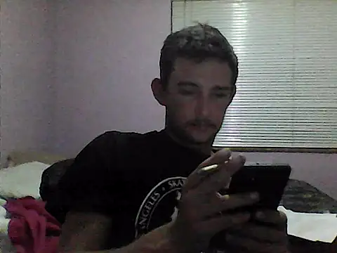Snapshot of ekslus247 chatting on 04-09-26, 06:46 ekslus247 online show from 04-09-26, 06:46