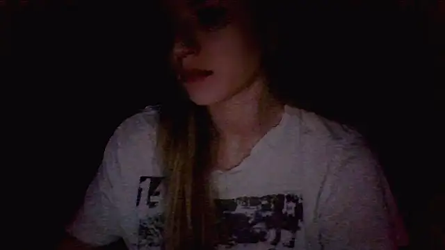 Alisa Swan  online show from 04-01-26, 06:49