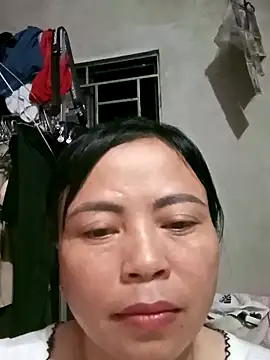 Snapshot of -Hami- chatting on 04-19-26, 02:16 -Hami- online show from 04-19-26, 02:16