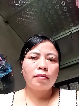Snapshot of -Hami- chatting on 04-24-26, 05:21 -Hami- online show from 04-24-26, 05:21
