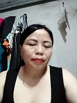 Snapshot of -Hami- chatting on 05-09-26, 03:56 -Hami- online show from 05-09-26, 03:56