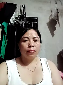 Snapshot of -Hami- chatting on 05-12-26, 08:17 -Hami- online show from 05-12-26, 08:17