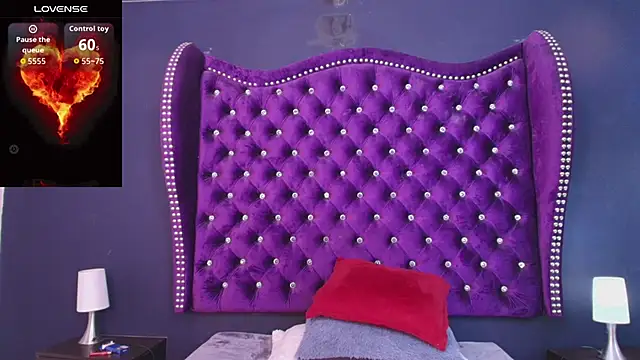 Snapshot of MistressNyx_ chatting on 04-22-26, 01:45 MistressNyx online show from 04-22-26, 01:45