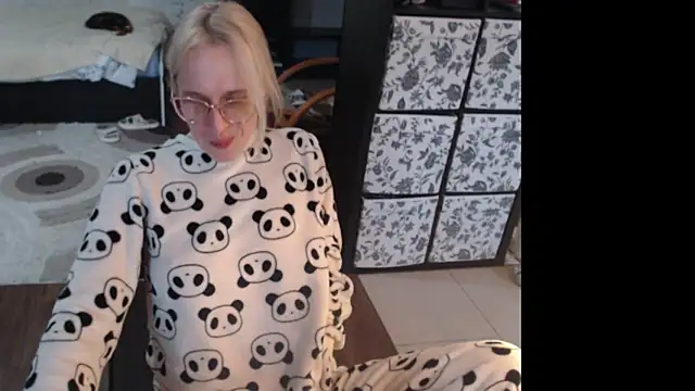 Sweet hot shrmp online show from 04-24-26, 04:04