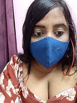 Snapshot of Tami-sonia chatting on 05-11-26, 03:18 Tami-sonia online show from 05-11-26, 03:18
