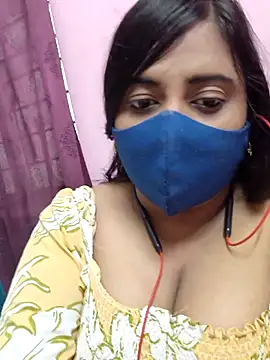 Snapshot of Tami-sonia chatting on 05-15-26, 11:17 Tami-sonia online show from 05-15-26, 11:17