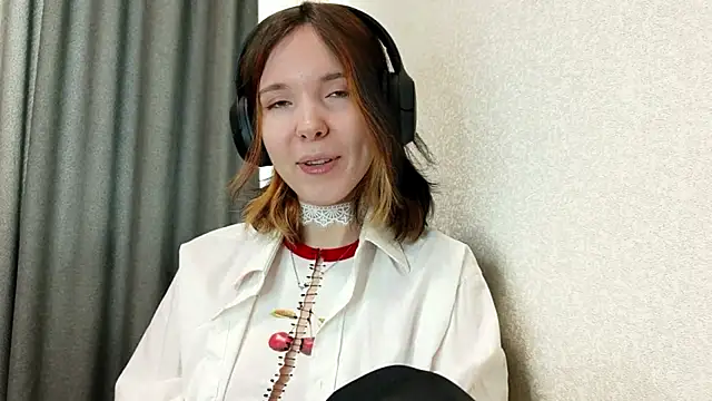 Snapshot of RubyBooby chatting on 04-04-26, 05:27 RubyBooby online show from 04-04-26, 05:27