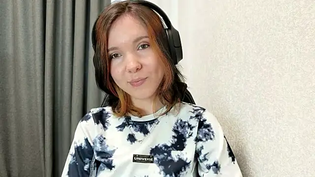 Snapshot of RubyBooby chatting on 04-09-26, 01:05 RubyBooby online show from 04-09-26, 01:05