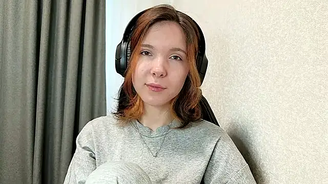 Snapshot of RubyBooby chatting on 04-10-26, 05:56 RubyBooby online show from 04-10-26, 05:56