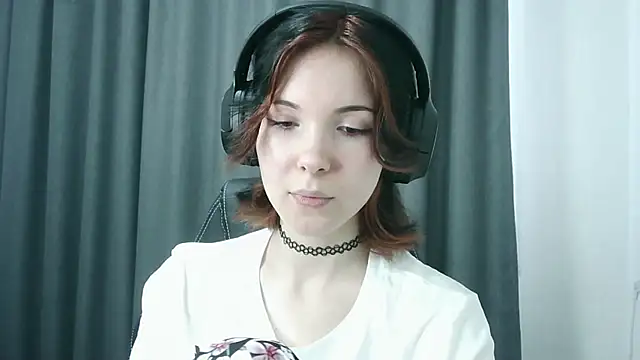 Snapshot of RubyBooby chatting on 05-09-26, 04:12 RubyBooby online show from 05-09-26, 04:12