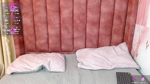 ariann cat online show from 04-09-26, 04:23