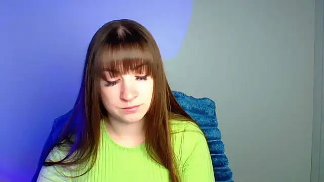 Snapshot of Tiffani_Angel chatting on 04-17-26, 05:43 Tiffani Angel online show from 04-17-26, 05:43