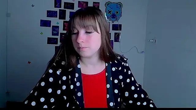 Snapshot of Tiffani_Angel chatting on 05-08-26, 05:35 Tiffani Angel online show from 05-08-26, 05:35