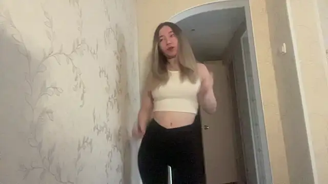 Snapshot of IreneOrbison chatting on 04-02-26, 01:31 IreneOrbison online show from 04-02-26, 01:31