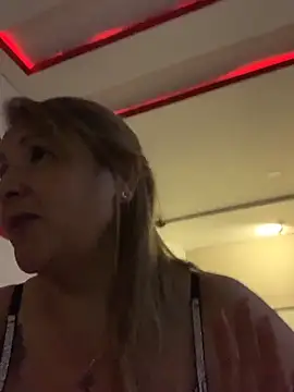 Ambar Hoot online show from 03-31-26, 04:35