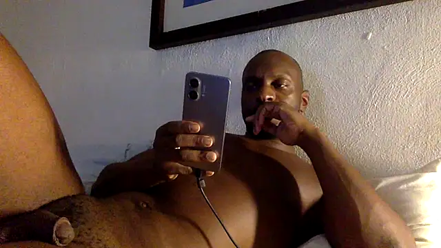 Snapshot of FlaringEpiphany chatting on 06-13-26, 12:41 FlaringEpiphany online show from 06-13-26, 12:41