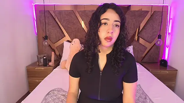 bella swwan  online show from 06-30-26, 01:12