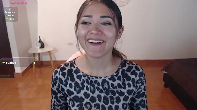 FreyaRouge online show from 05-19-26, 07:20