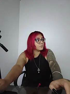 Snapshot of Violett_Sykes chatting on 04-25-26, 04:15 Violett Sykes online show from 04-25-26, 04:15