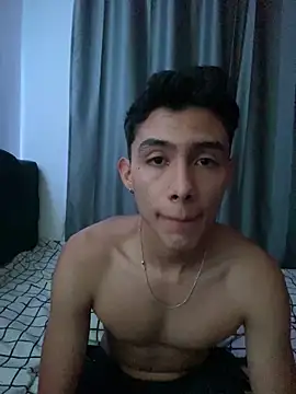 Snapshot of jmaxter chatting on 04-06-26, 04:46 jmaxter online show from 04-06-26, 04:46