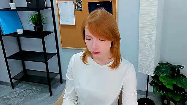 CherryCrushLove online show from 04-18-26, 05:55