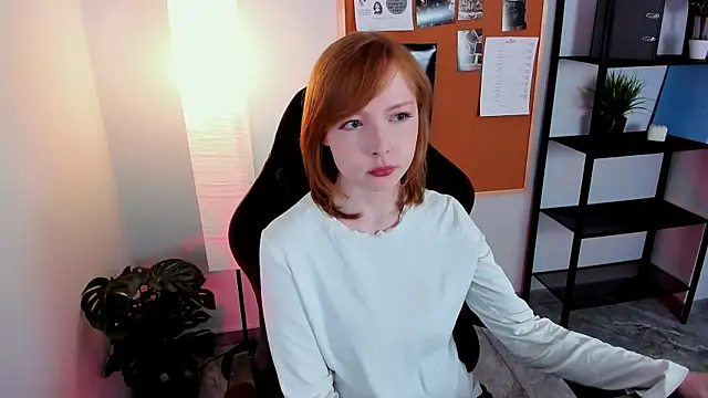 CherryCrushLove online show from 05-10-26, 06:07