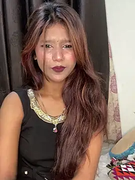 Snapshot of Cutiepie- chatting on 04-10-26, 04:55 Cutiepie- online show from 04-10-26, 04:55