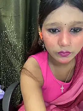 Snapshot of Cutiepie- chatting on 05-07-26, 05:51 Cutiepie- online show from 05-07-26, 05:51