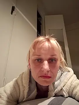 RinaSunX online show from 04-03-26, 12:52