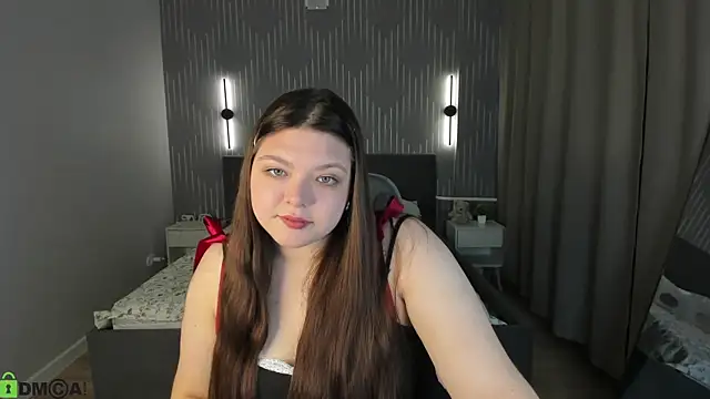 Evelyne Loo online show from 04-11-26, 12:59