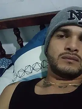 Nicolas Moncadas online show from 05-18-26, 06:52