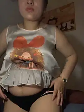 Snapshot of Lina-Naughty chatting on 05-21-26, 05:42 Lina-Naughty online show from 05-21-26, 05:42
