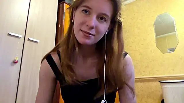 DonnaKuc online show from 04-09-26, 06:19