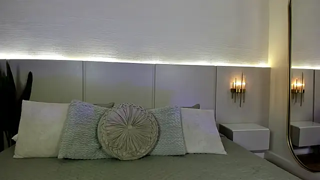 Cami Shine online show from 07-18-26, 02:27