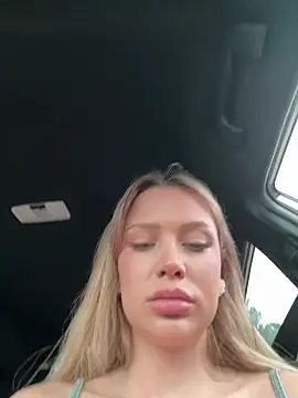 Girl-Mia online show from 04-09-26, 04:12