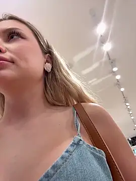 Girl-Mia online show from 04-09-26, 06:19