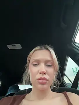 Girl-Mia online show from 06-02-26, 04:25