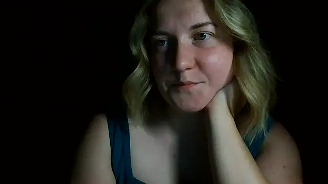 TinaKittyX online show from 05-16-26, 08:18