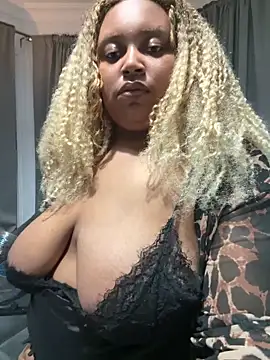 zahiraax online show from 04-15-26, 08:53