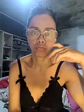 Snapshot of Cristotoza chatting on 05-19-26, 03:40 Cristotoza online show from 05-19-26, 03:40