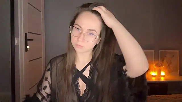 KiraNuruQueen online show from 04-06-26, 03:13