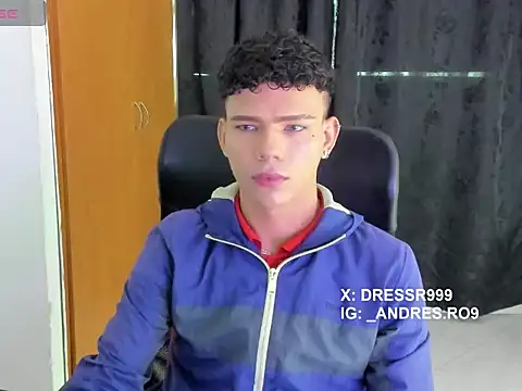 Snapshot of sebascuterouss chatting on 04-22-26, 01:01 sebascuterouss online show from 04-22-26, 01:01