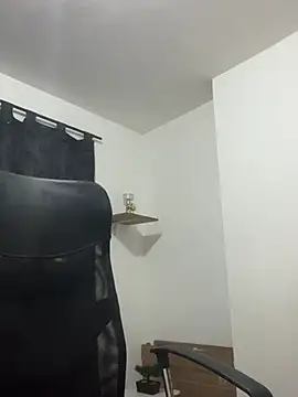 Snapshot of sebascuterouss chatting on 05-28-26, 01:30 sebascuterouss online show from 05-28-26, 01:30