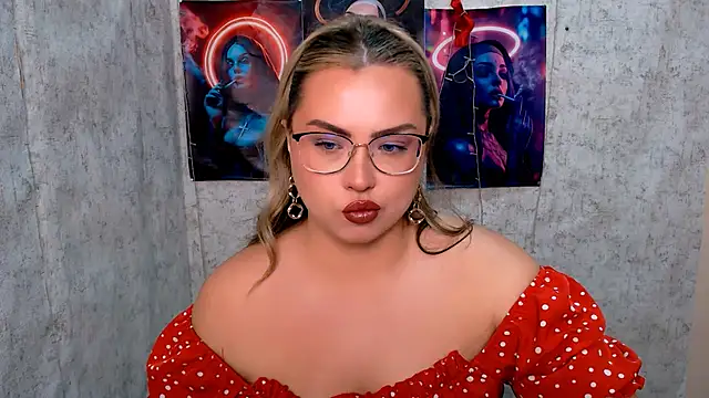 Snapshot of AminaSoul_ chatting on 04-17-26, 06:49 AminaSoul online show from 04-17-26, 06:49