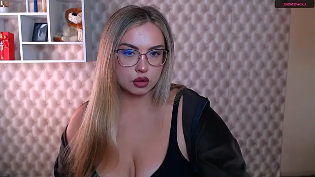 Snapshot of AminaSoul_ chatting on 04-25-26, 07:33 AminaSoul online show from 04-25-26, 07:33