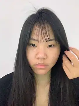 Snapshot of Lina_577 chatting on 04-15-26, 06:42 Lina 577 online show from 04-15-26, 06:42