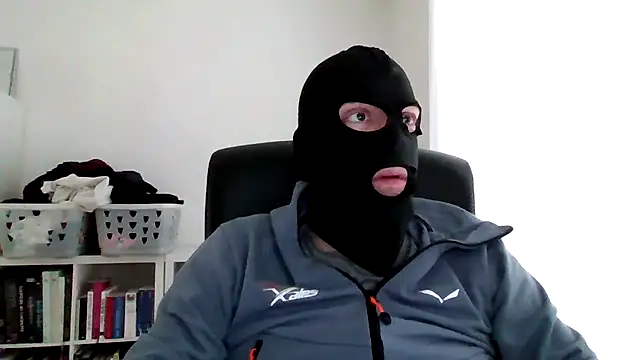 Im yours boy online show from 04-01-26, 12:06