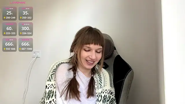 Snapshot of JackBoyken chatting on 04-12-26, 09:25 JackBoyken online show from 04-12-26, 09:25