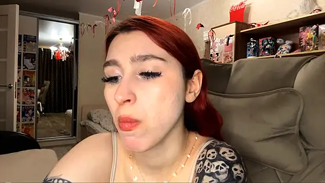 Snapshot of CindyHouse chatting on 05-06-26, 08:36 CindyHouse online show from 05-06-26, 08:36