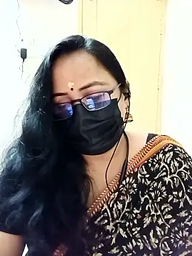 Snapshot of monisha_cam chatting on 06-04-26, 04:51 monisha cam online show from 06-04-26, 04:51
